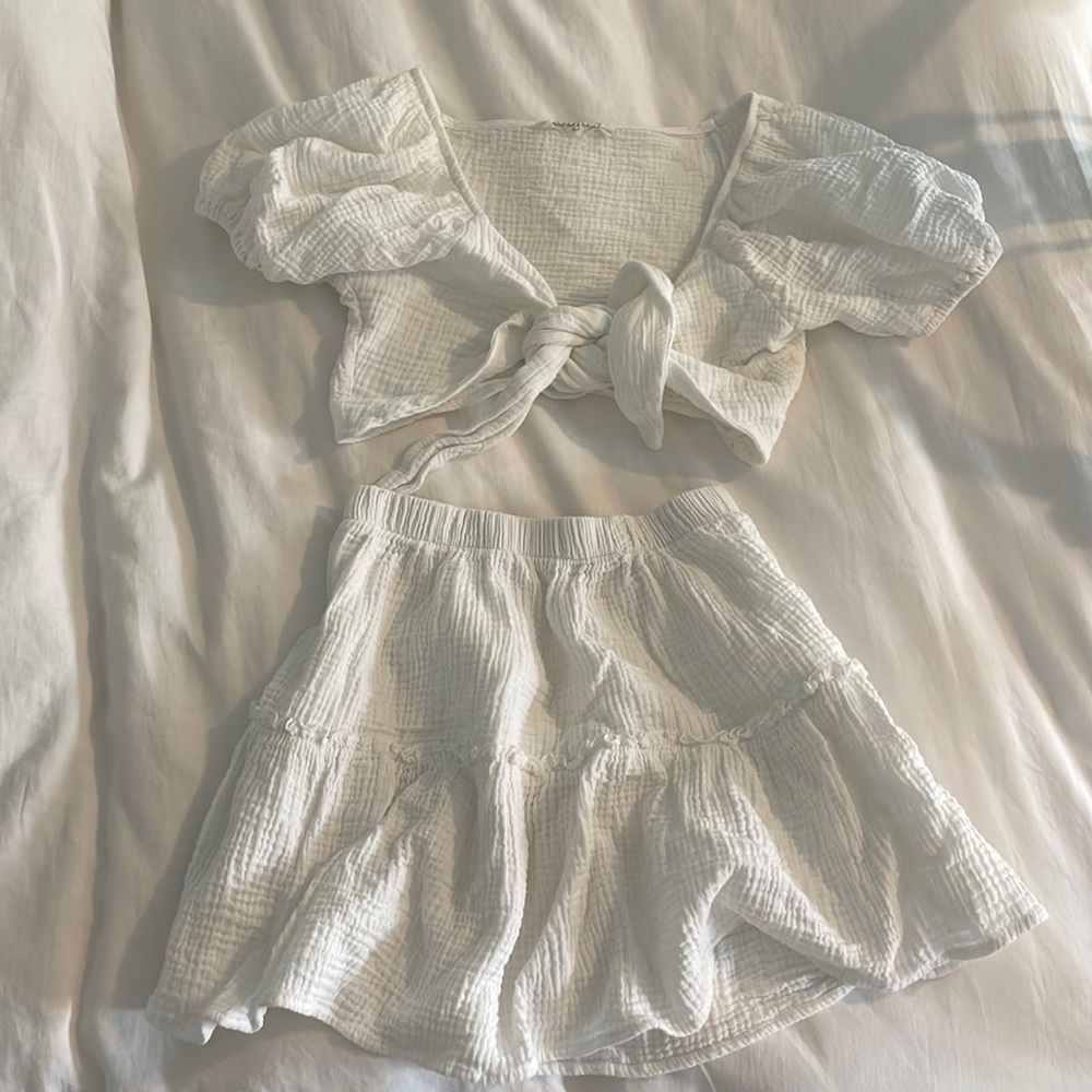 Cute white skirt and top set